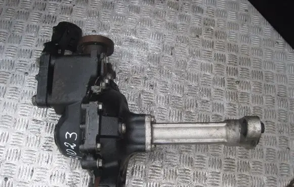 Land Rover Discovery 4 - LR4 Front differential F2/023