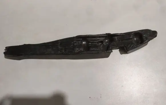 Maserati Ghibli Fender end trim 
