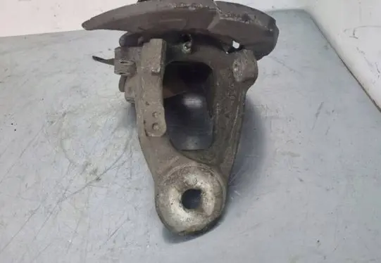 BMW X5 E70 Stub axle 