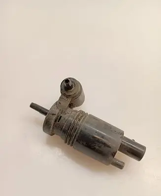 Chrysler Grand Voyager V Windscreen/windshield washer pump 05152075AC