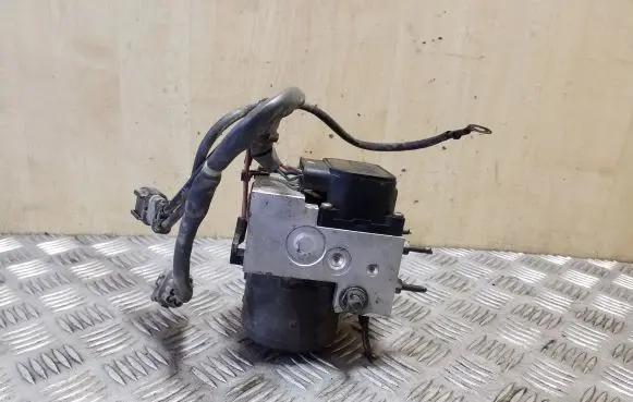 Subaru Legacy ABS Pump 27531AC000 57105578 11000040240