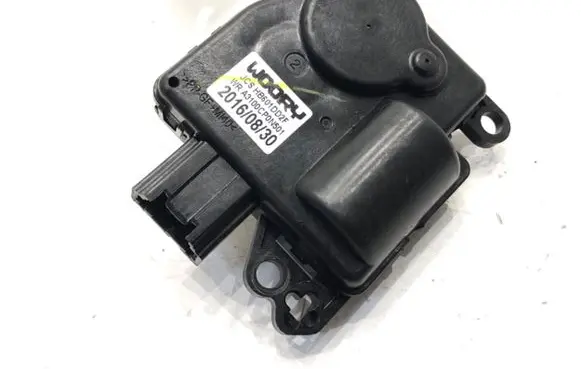 Mazda 2 Air flap motor/actuator HB601DD2F