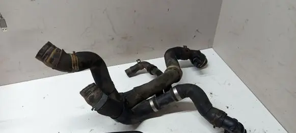 BMW 5 GT F07 Engine coolant pipe/hose 3C0121049F