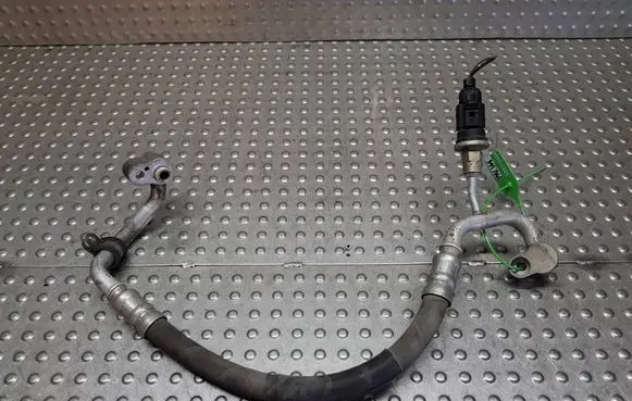 Volkswagen Golf V Air conditioning (A/C) pipe/hose S26370466 1K0820721AC