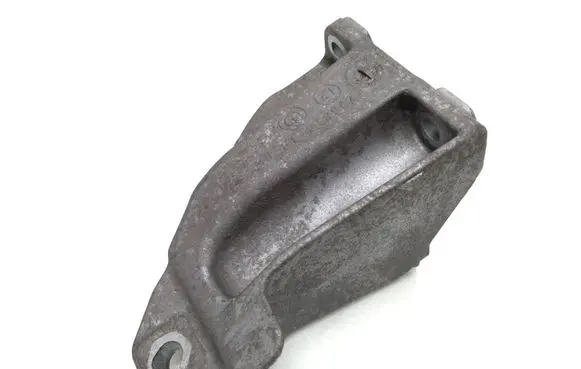 BMW 1 F20 F21 Engine mounting bracket 6788608 22116788608