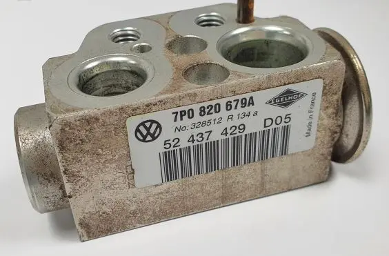 Porsche Cayenne (92A) Air conditioning (A/C) expansion valve 7P0820679A