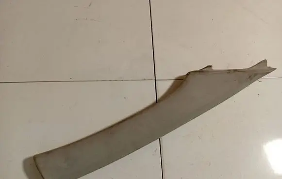Toyota Avensis T250 (C) pillar trim 6221105020