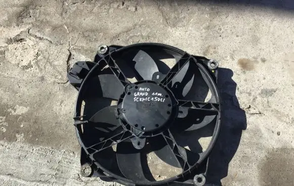 Renault Scenic III - Grand scenic III Radiator cooling fan shroud 214810898R