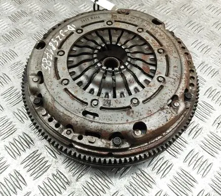 Audi A3 S3 8V Clutch set kit 04E141016J 181878007428