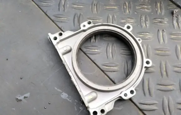 Mercedes-Benz E W211 other engine part