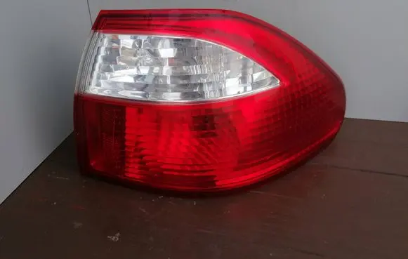 Mazda 626 Rear/tail lights 22061922