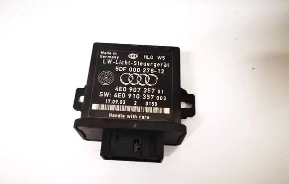 Audi A8 S8 D3 4E Light module LCM 4e0907357 4e0910357