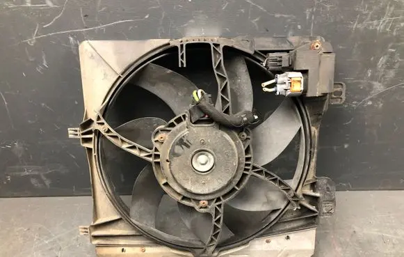 Citroen C3 Electric radiator cooling fan 9682902080