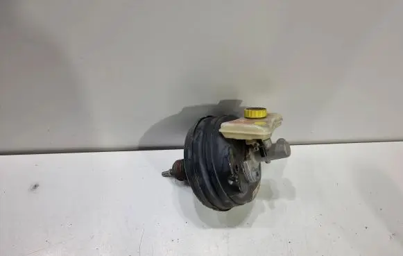 Audi A4 S4 B7 8E 8H Brake booster 8E0612105P D134T