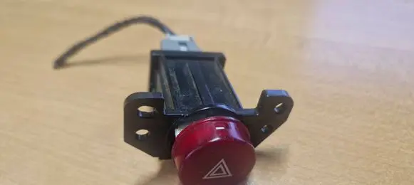Mitsubishi Outlander Hazard light switch MN162633
