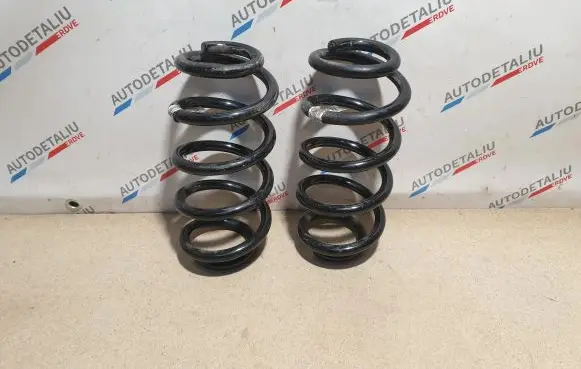 BMW 2 F46 Rear coil spring
