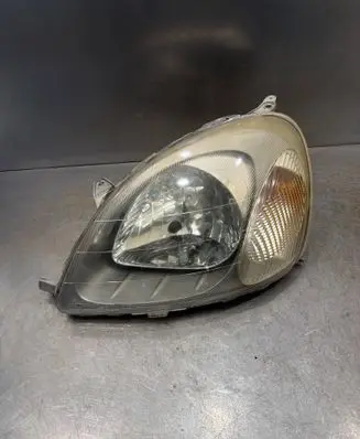 Toyota Yaris Headlight/headlamp 