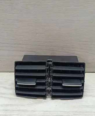 Mercedes-Benz ML W164 Rear air vent grill A1648300454 5173002