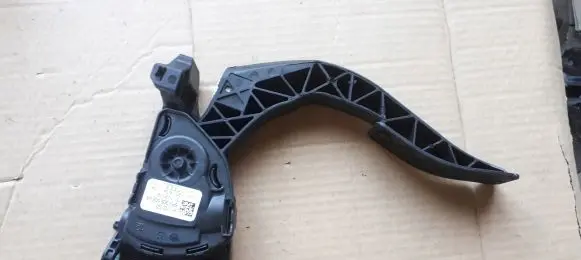 Audi A6 S6 C7 4G Accelerator throttle pedal 6PV00950528