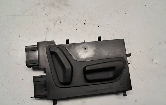 Peugeot 508 Seat control switch 96666715XT