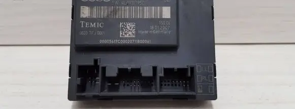 Audi Q7 4L Door control unit/module 4L0959795C 4L0910795C