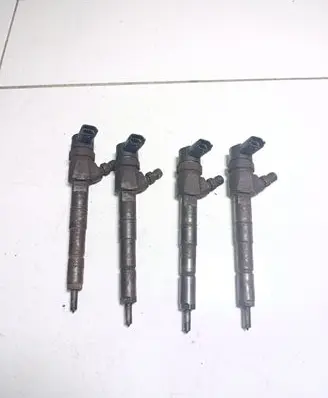 Fuel injectors set