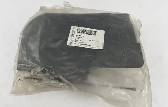 Volkswagen PASSAT B6 Wiper motor 3C1998275 3397000864 08102007