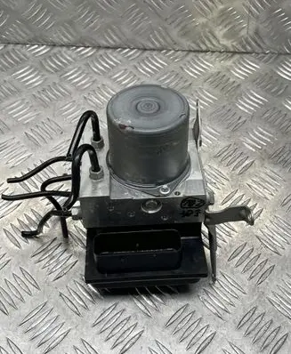 BMW X1 E84 ABS Pump 6795188