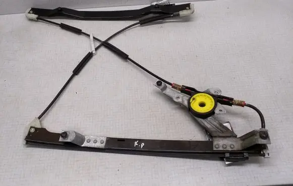 Ford Mondeo Mk III Front window lifting mechanism without motor