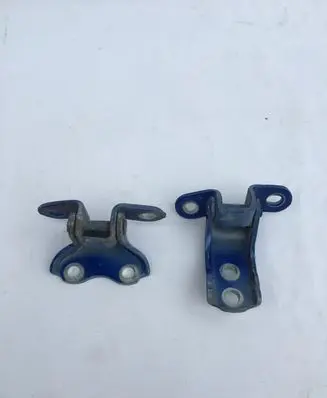 Toyota Hilux VIII Front door hinge set 