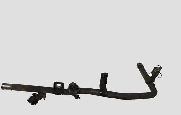 Nissan X-Trail T30 Engine coolant pipe/hose