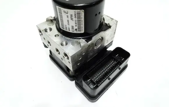 Mazda 3 II ABS Pump 8V612C405AG K1900 10021204584