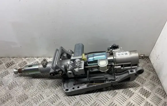 Mercedes-Benz E W212 Steering wheel axle set A2124602416 0390203402