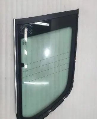 Volvo XC90 Rear side window 31468143