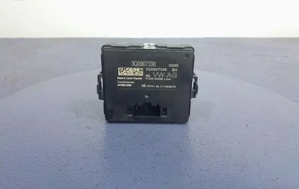Skoda Superb B5 (3U) Other control units/modules 3Q0907338