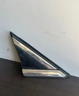 Ford Fusion II Front door glass trim molding ES73F16004 W196F