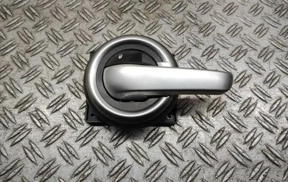 Fiat 500X Front door interior handle 735610495