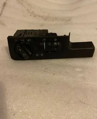 Volkswagen PASSAT Light switch 3A1941131F 04054305
