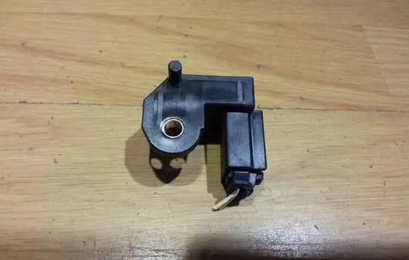 Peugeot 206 Airbag deployment crash/impact sensor 9636894080