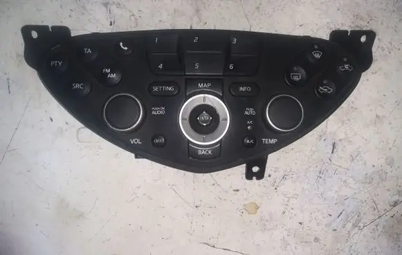 Nissan Primera Climate control unit 28395AV621