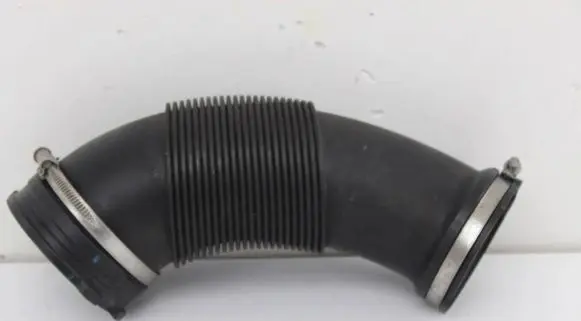 Audi Q5 SQ5 Air intake duct part 059129629B ETH2518