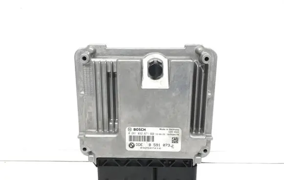 BMW 3 F30 F35 F31 Engine control unit/module 8591073 0281032671 032507216