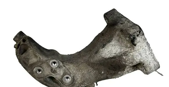Mercedes-Benz E W211 Engine mounting bracket A6422230804