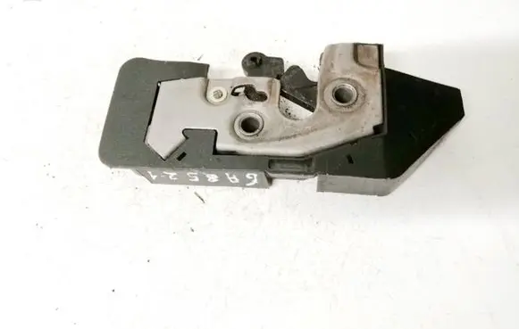 BMW 5 E39 Seat back rest lock catch 522082215359 52.20-8221535.9