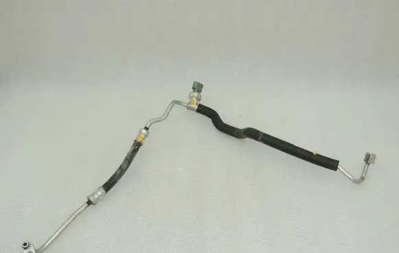 Suzuki SX4 S-Cross Air conditioning (A/C) pipe/hose 9573162M10