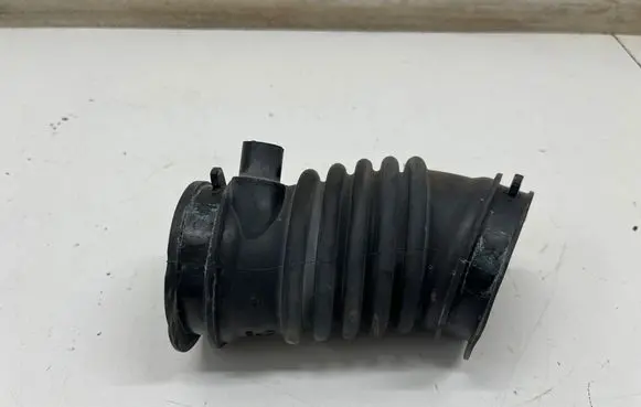 Mazda 3 Air intake duct part PX9R13221