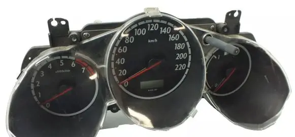 Speedometer (instrument cluster)