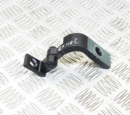 BMW i3 Rear door lower hinge