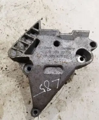 Volkswagen PASSAT B6 Engine mounting bracket 03G199207G
