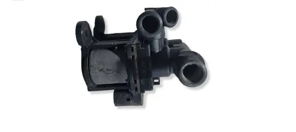 BMW 5 E39 Coolant heater control valve 1147412042